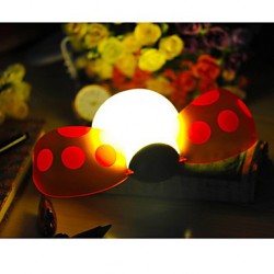 Sound Control and Light-dependent Control Night Light Cute Ladybug with Extensible Wings BC20