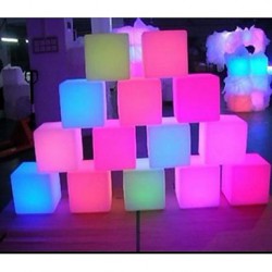20cm PE Cube Decorative Battery Bar LED Table Lamp