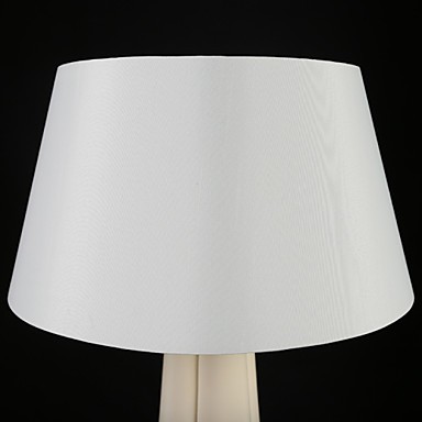 Simple Desk Lamp With Shade
